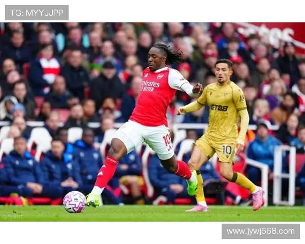 阿森纳对阵布莱顿埃泽道曼领衔安诺斯因卡皮耶齐迎巅峰对决激战夜